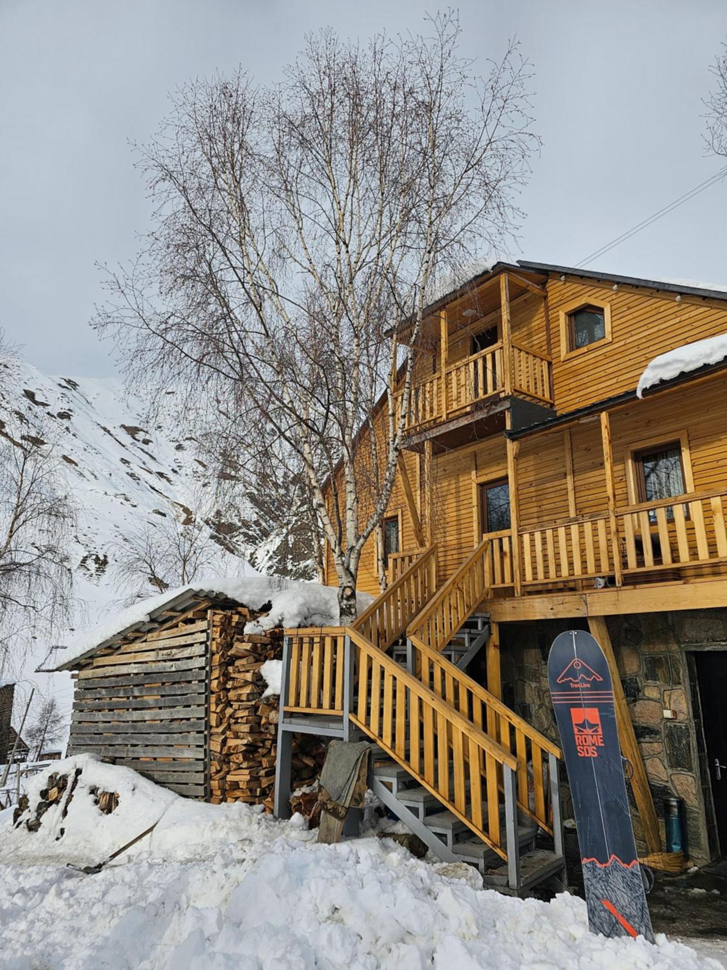 Guesthouse Ushguli Maspindzeli Zewnętrze zdjęcie